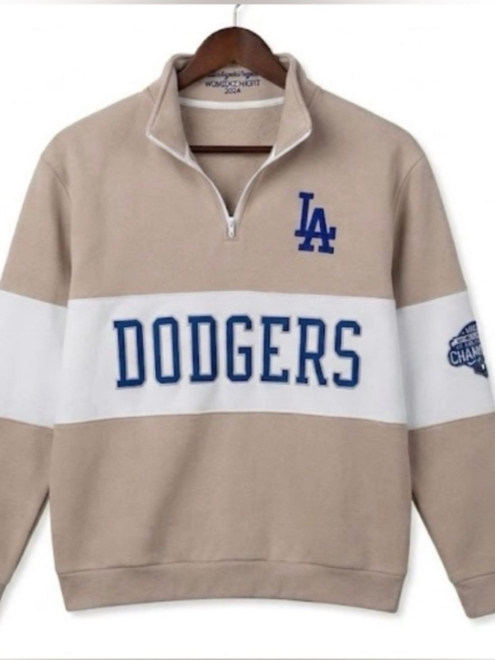 EXCLUSIVE Women’s Night 2026 Dodgers Half-Zip Pullover NWT XL